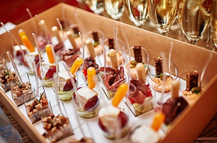 стильные боксы для свадеб