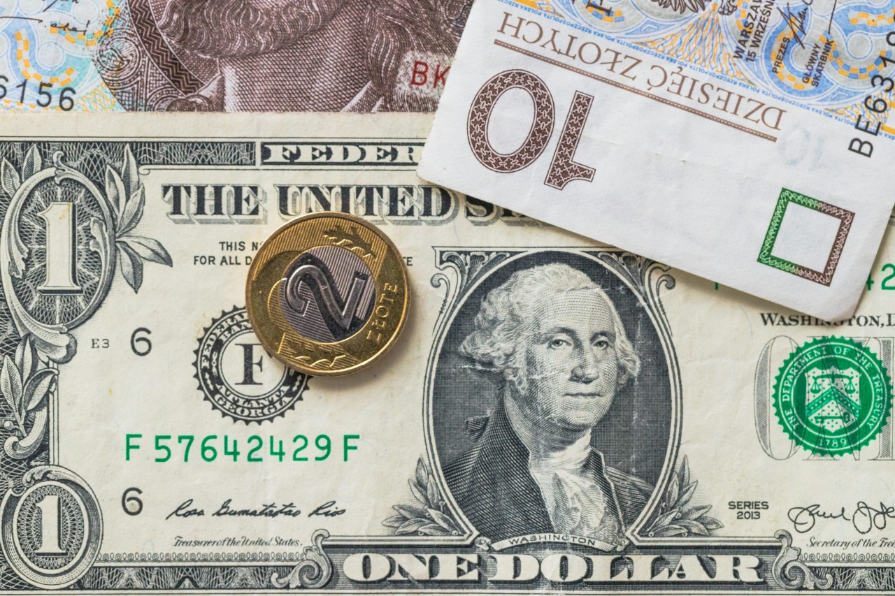 Как вывести деньги с зарубежных онлайн-сервисов: советы и инструкции